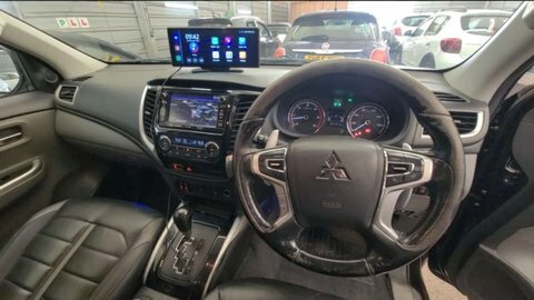 Mitsubishi L200 2.4 L200 Barbarian  #5