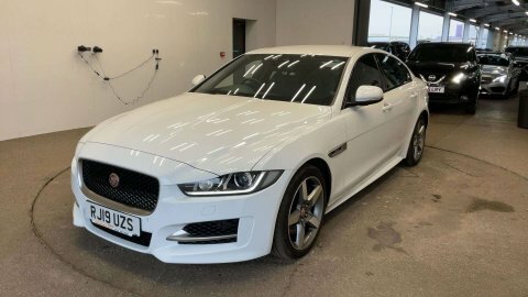Jaguar XE 2.0 Xe R-sport RJ19UZS #5