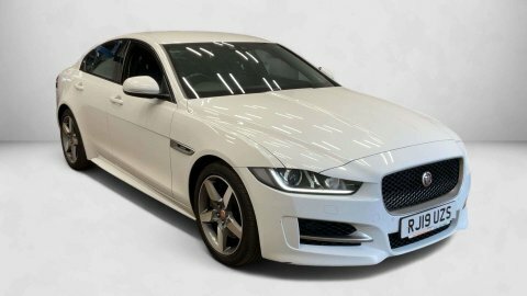 Jaguar XE 2.0 Xe R-sport