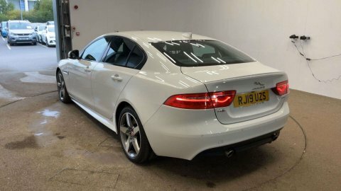 Jaguar XE 2.0 Xe R-sport RJ19UZS #6