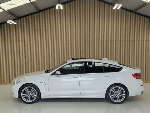 BMW 5 Series 520D M Sport White #15