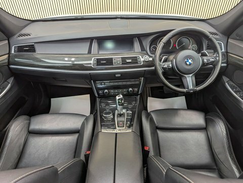BMW 5 Series 2.0 520D M #2