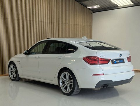 BMW 5 Series 520D M Sport White #18