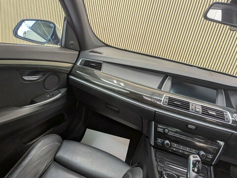 BMW 5 Series 520D M Sport White #45