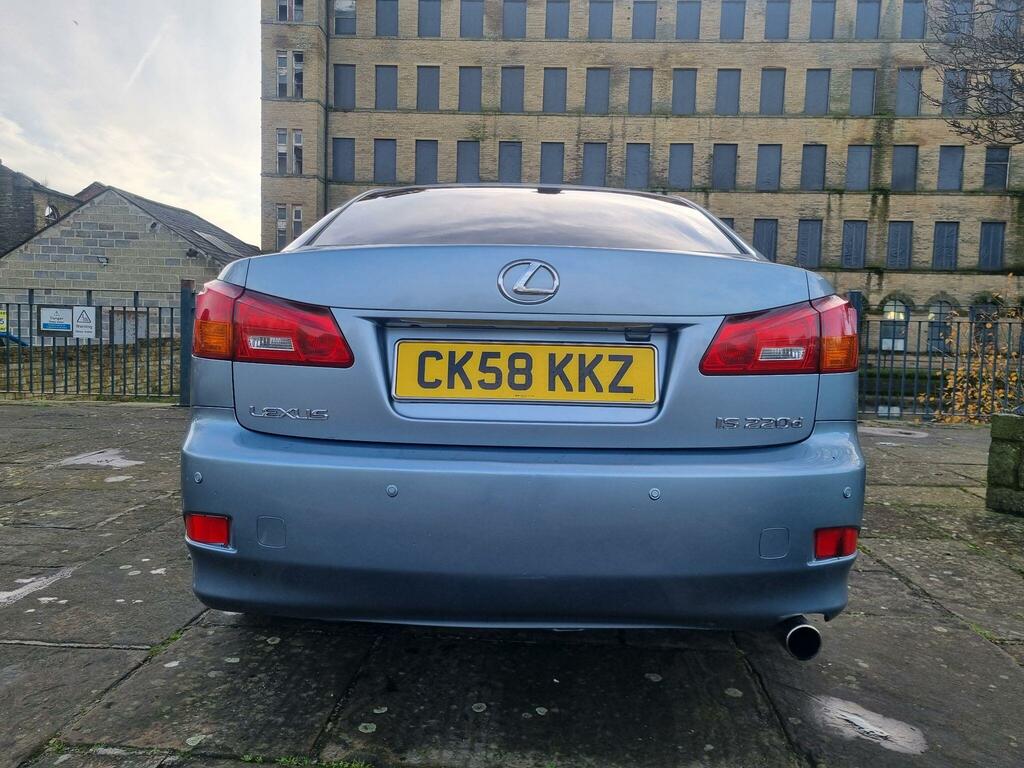 Lexus IS Se Blue #5