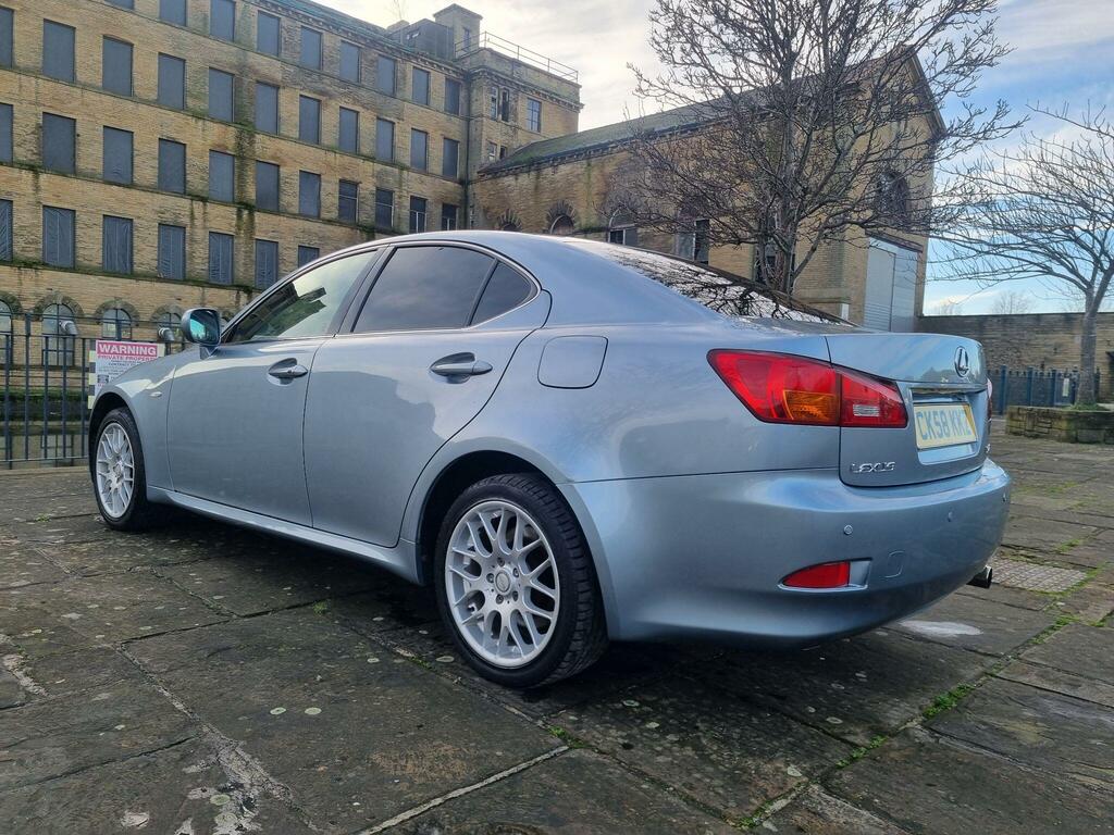 Lexus IS Se Blue #6