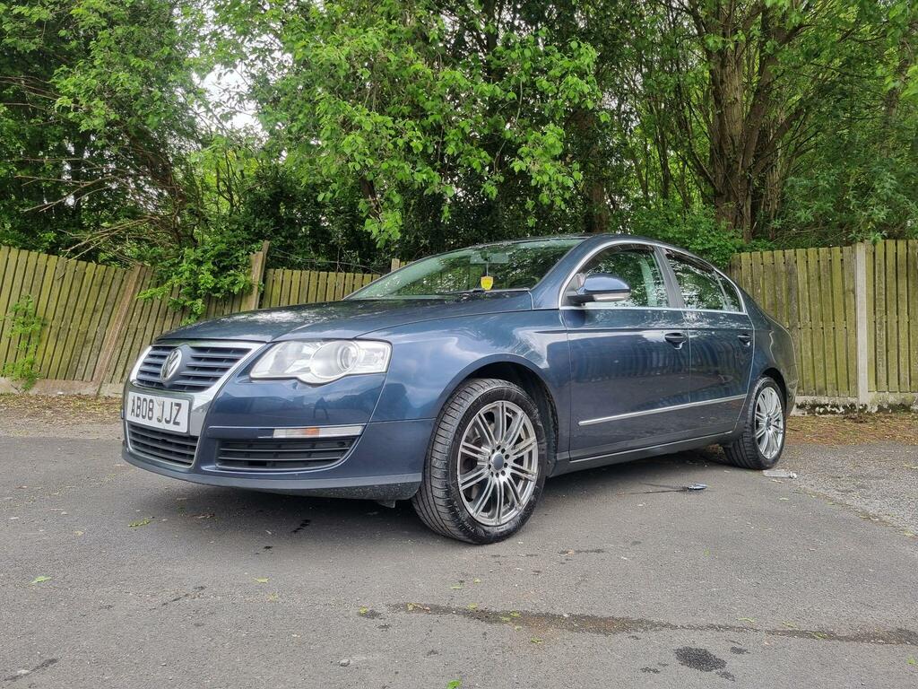 Volkswagen Passat Highline Blue #4
