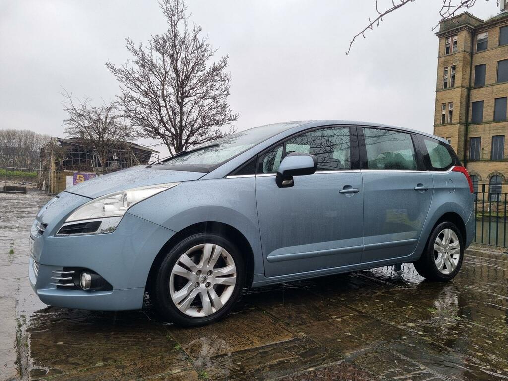Peugeot 5008 Active Blue #3
