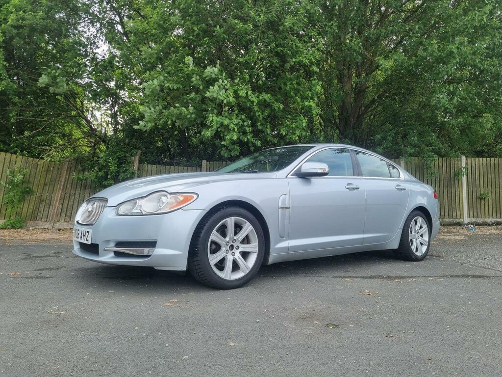 Jaguar XF Luxury Silver #3