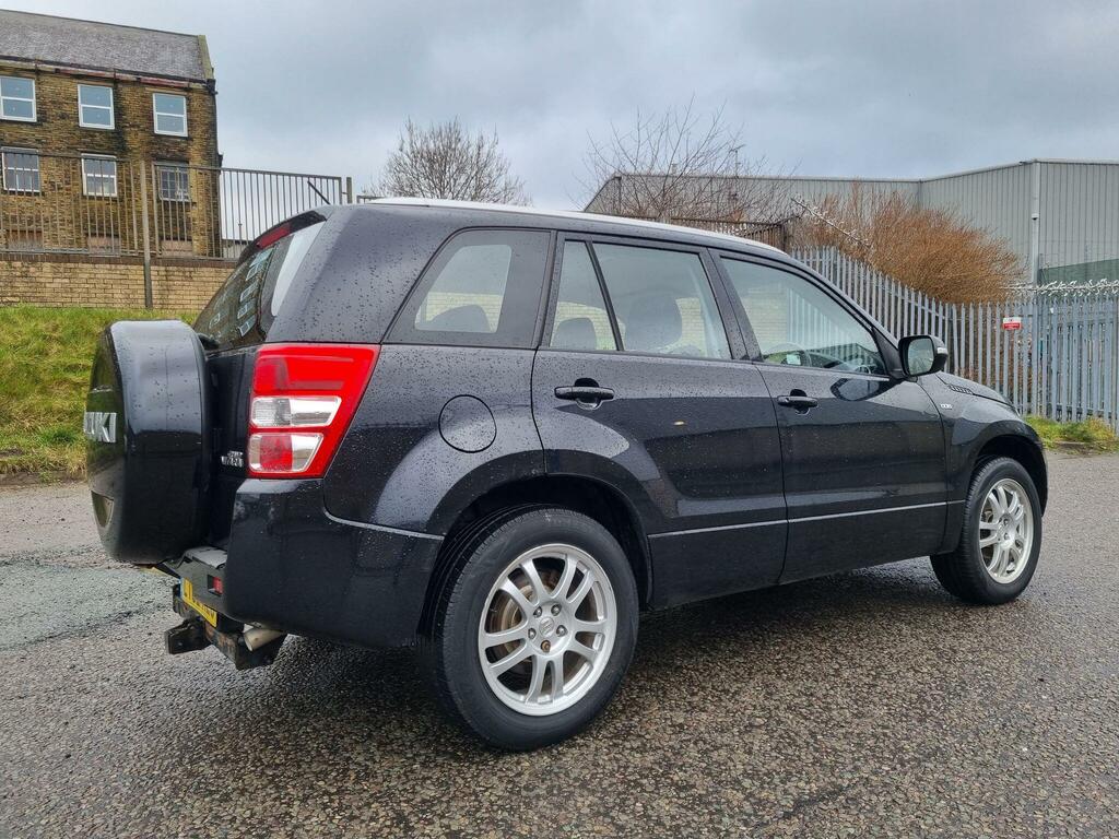 Suzuki Grand Vitara Sz-t Black #4