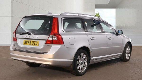 Volvo V70 Se Lux Premium Silver #3