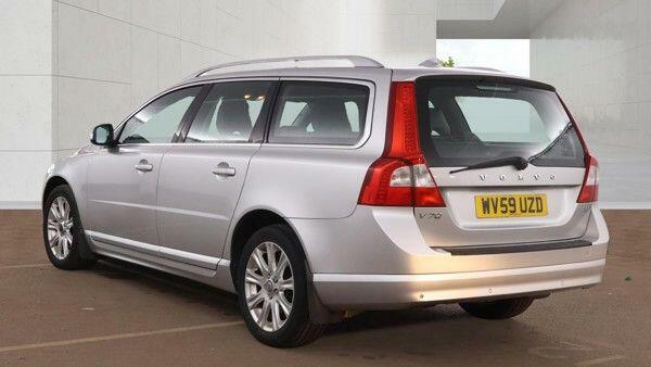 Volvo V70 Se Lux Premium Silver #4