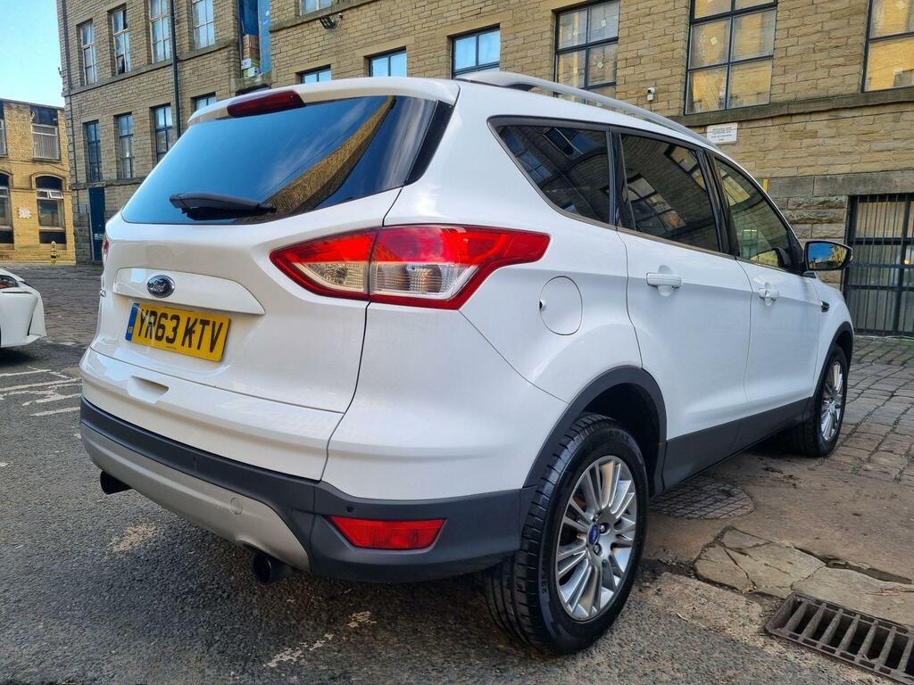 Ford Kuga 2.0 Tdci Zetec Suv 2Wd Euro 5 1 Black #4