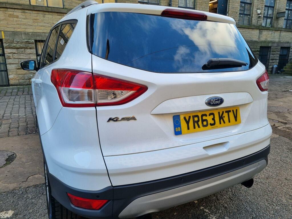Ford Kuga 2.0 Tdci Zetec Suv 2Wd Euro 5 1 Black #10