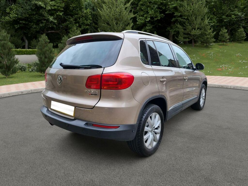 Volkswagen Tiguan 2.0 Tdi Bluemotion Tech Match 4Wd Euro 6 Ss YH65KVX Beige #3