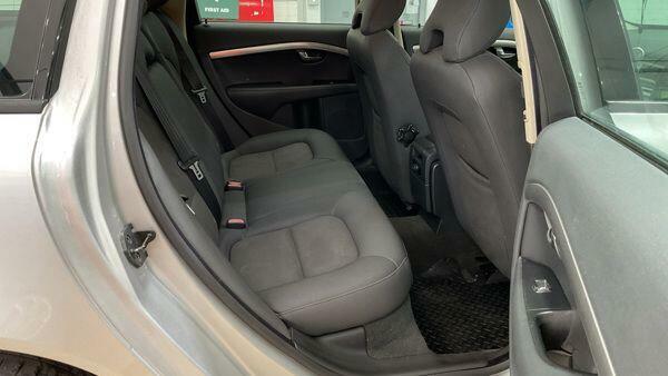 Volvo V70  Blue #10