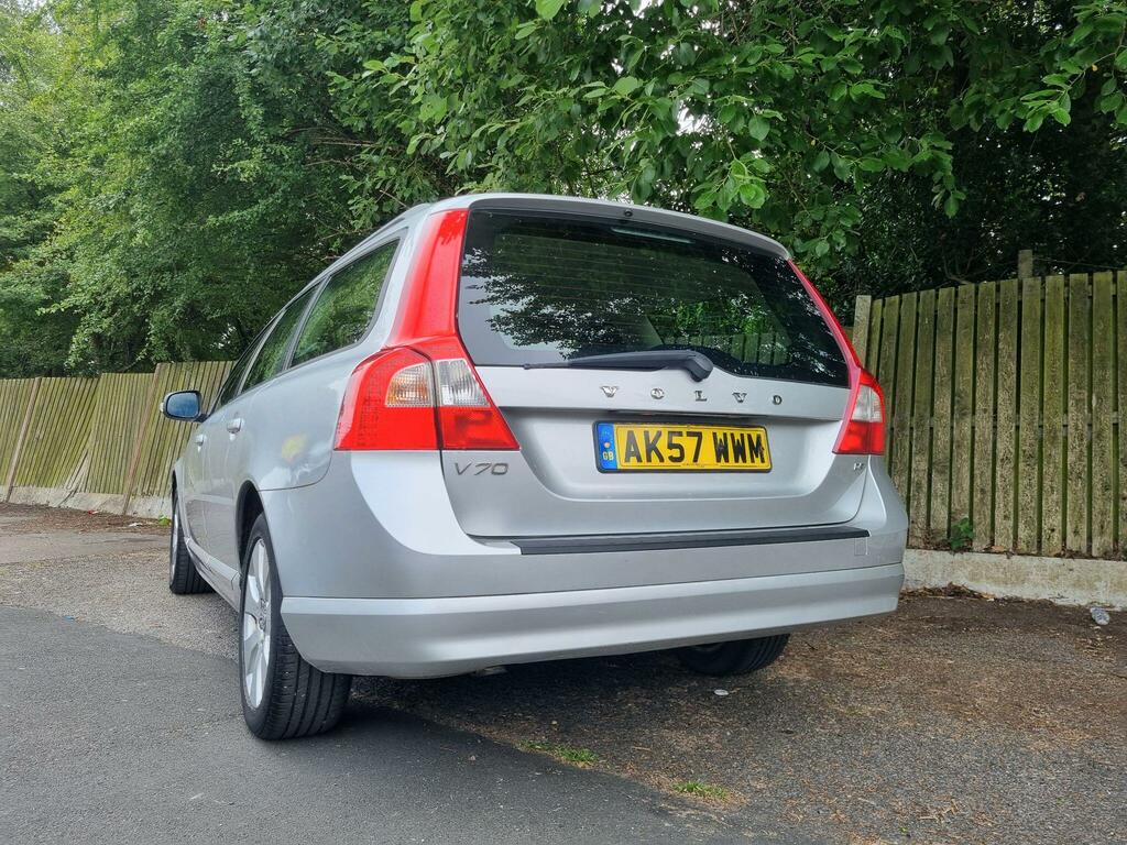 Volvo V70 2.4 D5 Se Estate Grey #11