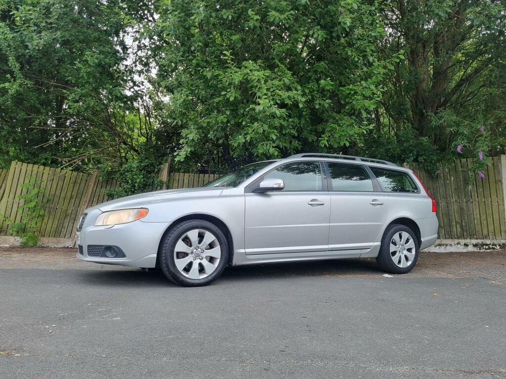 Volvo V70 Se Silver #3