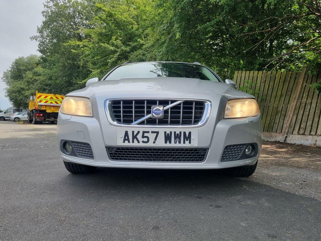 Volvo V70 2.4 D5 Se Estate Grey #10