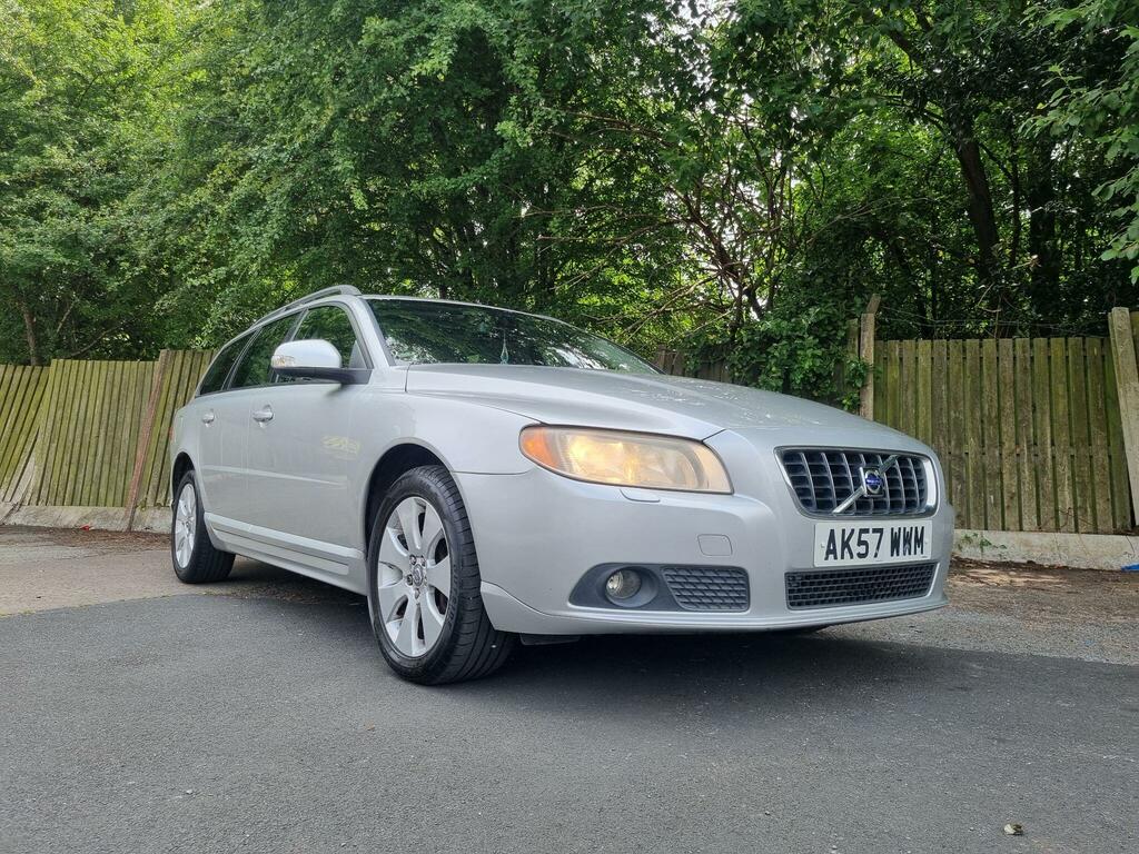Volvo V70 Se Silver #2