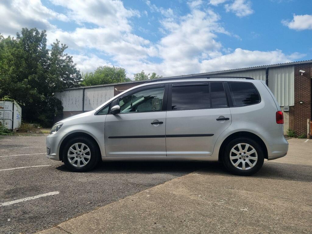 Volkswagen Touran Mpv Blue #10
