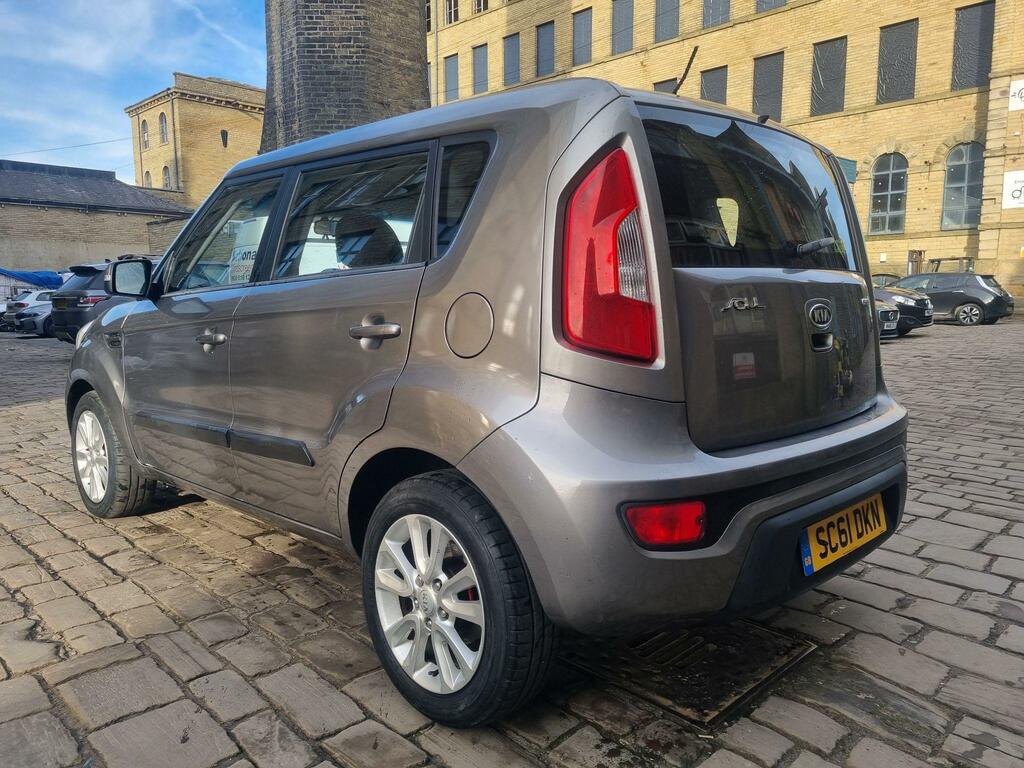 Kia Soul 2 Silver #6
