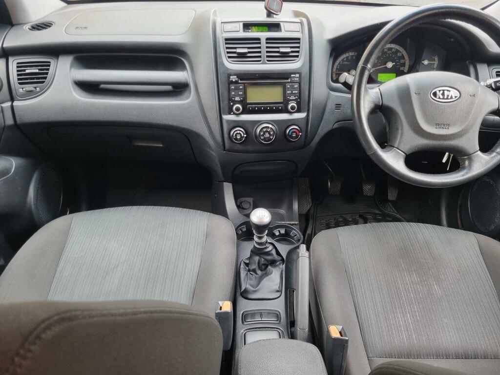 Kia Sportage 2.0 Crdi Black #13