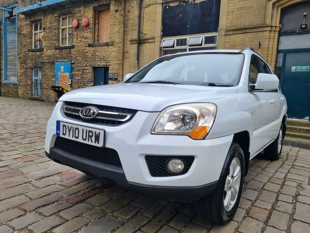 Kia Sportage Xe White #3
