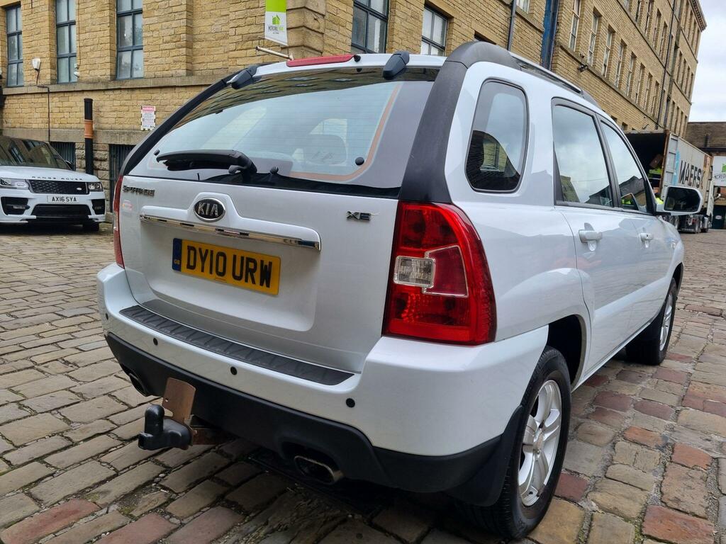 Kia Sportage 2.0 Crdi Black #10