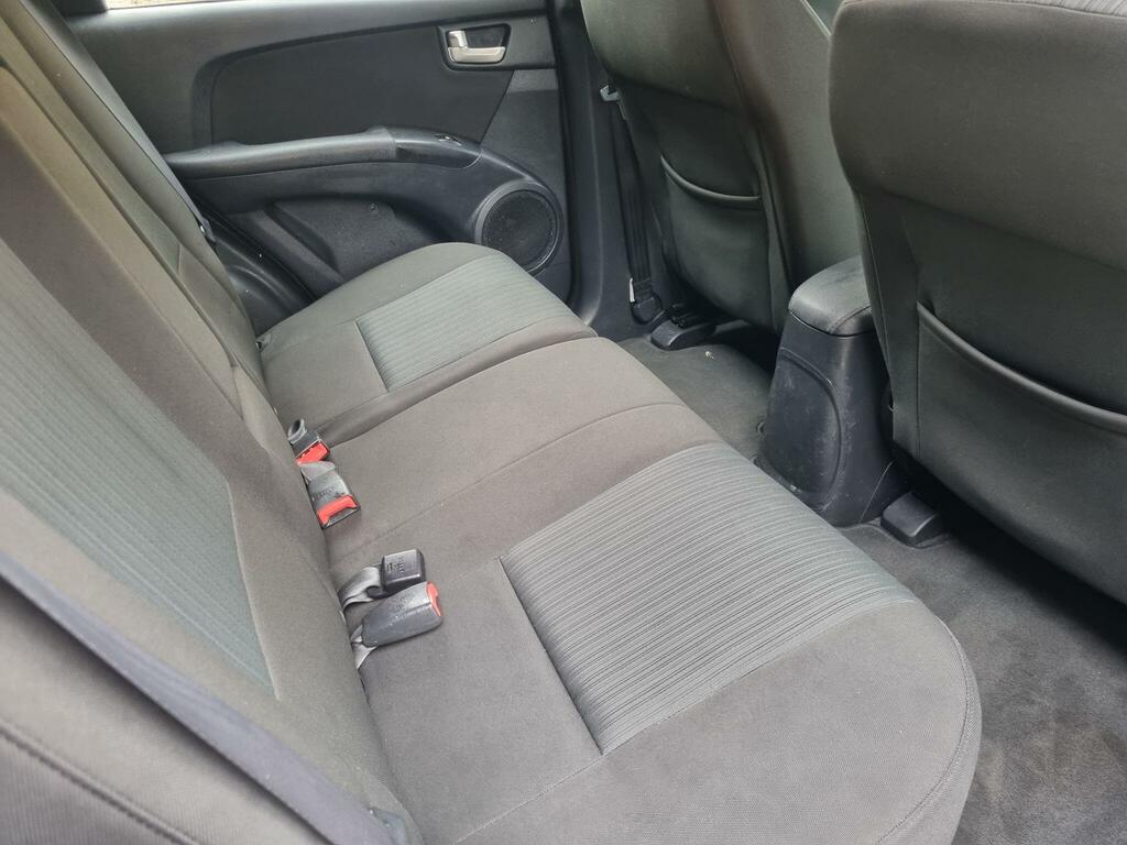 Kia Sportage 2.0 Crdi Black #16