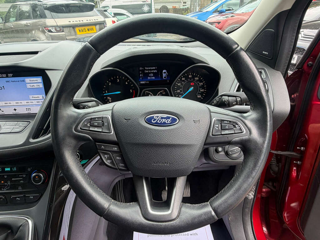 Ford Kuga 2.0 Kuga Titanium Tdci EK17VWR Red #3