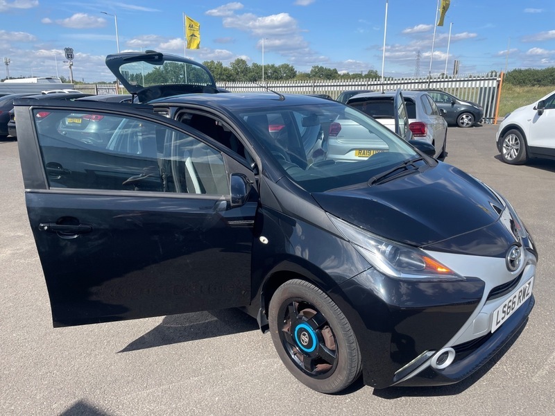 Toyota Aygo Vvt-i X-play #4