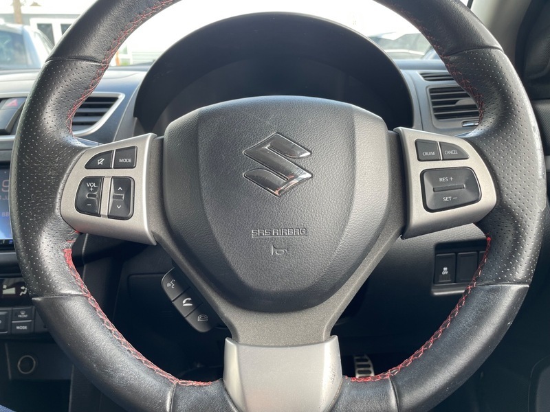 Suzuki Swift Hatchback Red #19