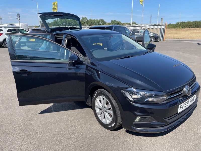 Volkswagen Polo Se Tsi FP68VNY #4