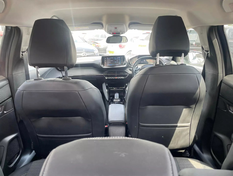 Peugeot 2008 Gt White #16