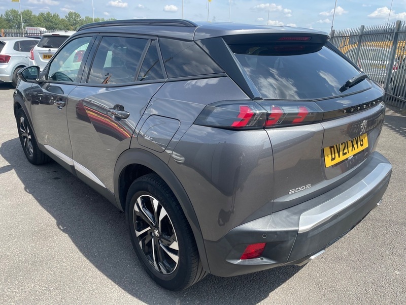 Peugeot 2008 Gt White #10