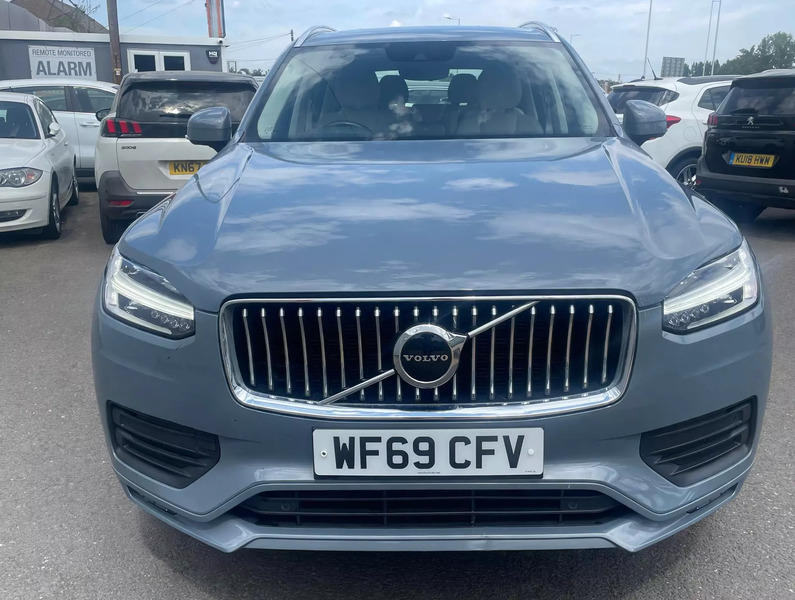 Volvo XC90 2.0 B5 Momentum Awd  #5