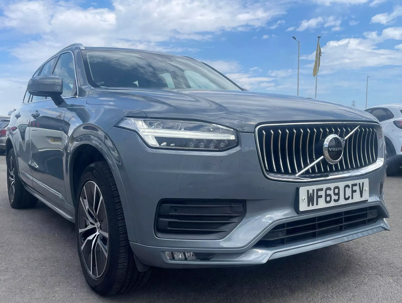 Volvo XC90 2.0 B5 Momentum Awd  #3