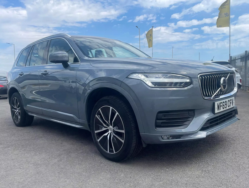Volvo XC90 2.0 B5 Momentum Awd  #2