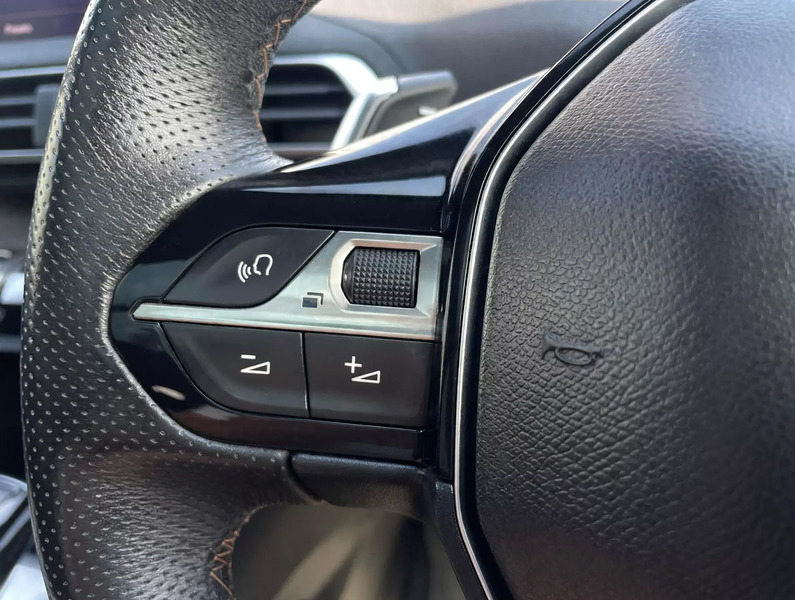 Peugeot 5008 Green #22