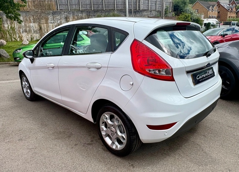Ford Fiesta Zetec Tdci White #4