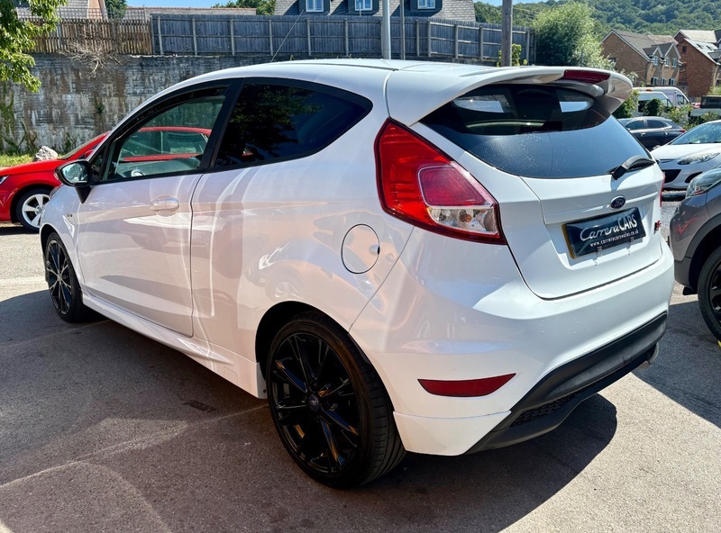 Ford Fiesta Zetec S FG16OFN White #4