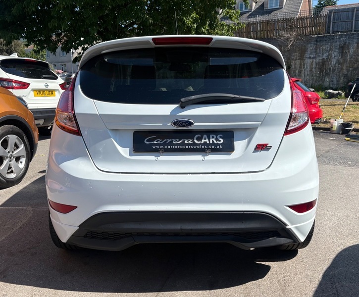 Ford Fiesta Zetec S FG16OFN White #5
