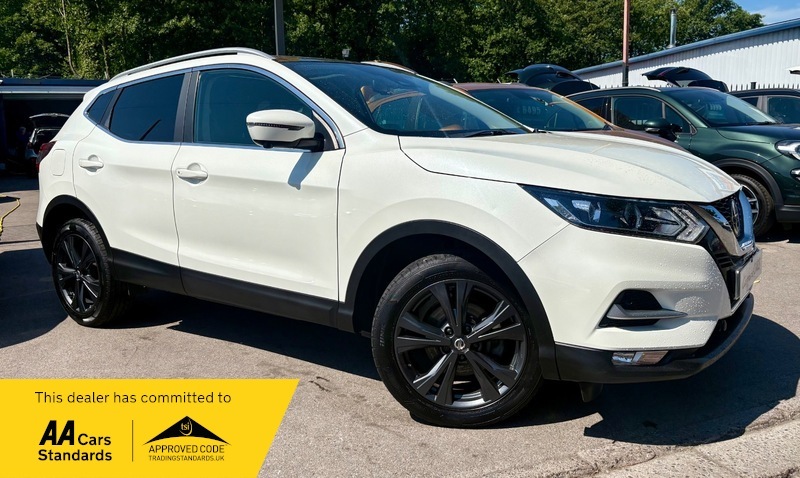 Nissan Qashqai N-connecta Dci White