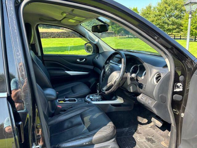 Nissan Navara Dci Tekna Shr Dcb White #9