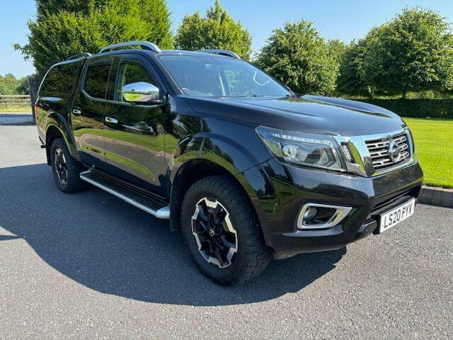 Nissan Navara Tekna Black