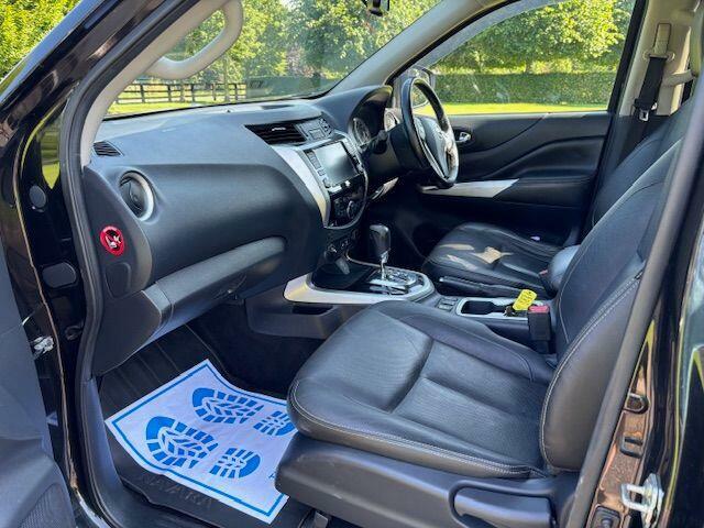 Nissan Navara Dci Tekna Shr Dcb White #10