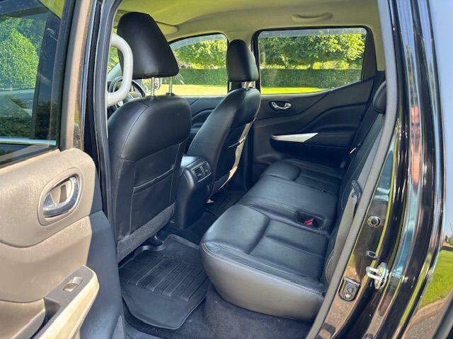 Nissan Navara Dci Tekna Shr Dcb White #11