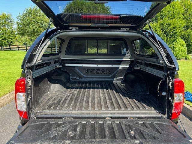 Nissan Navara Dci Tekna Shr Dcb White #13