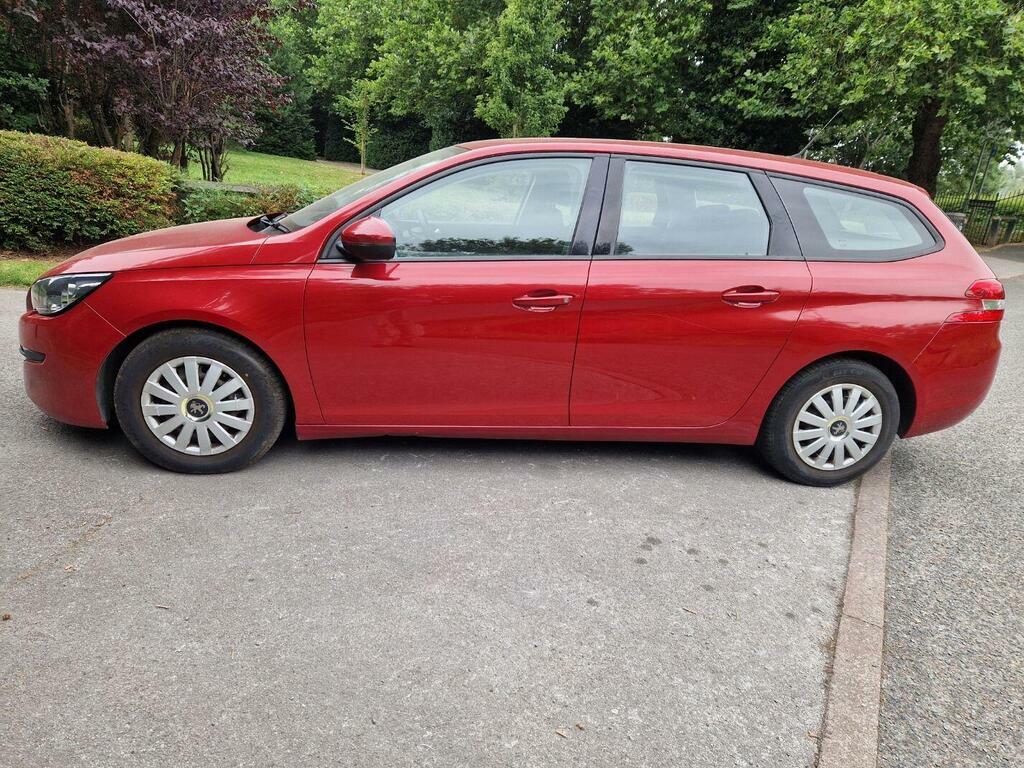 Peugeot 308 SW 1.6 Hdi Access Euro 5 Red #5